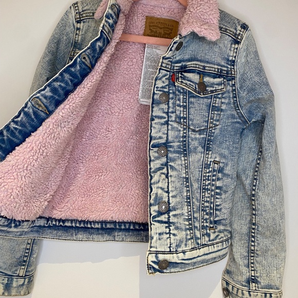 Levi’s kids jacket (pre owned) - Picture 3 of 5